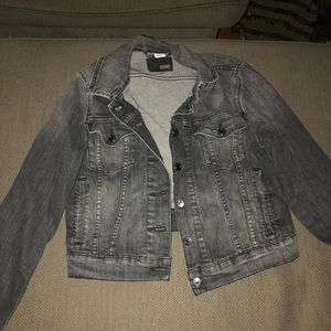 Levi’s denim jacket gently used size large